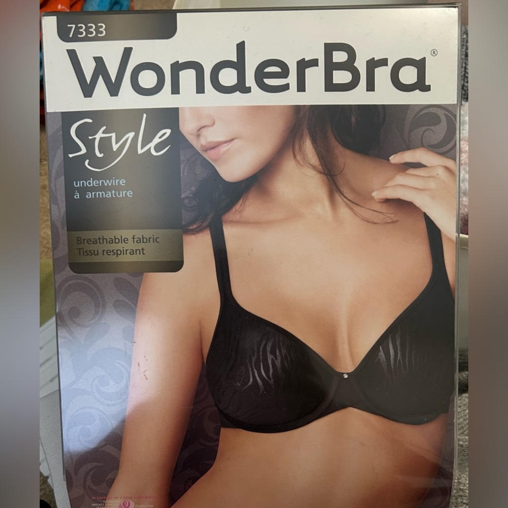 Wonderbra Black Underwire Bra